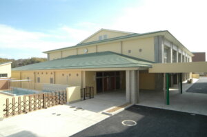 浜松市雄踏小学校 体育館